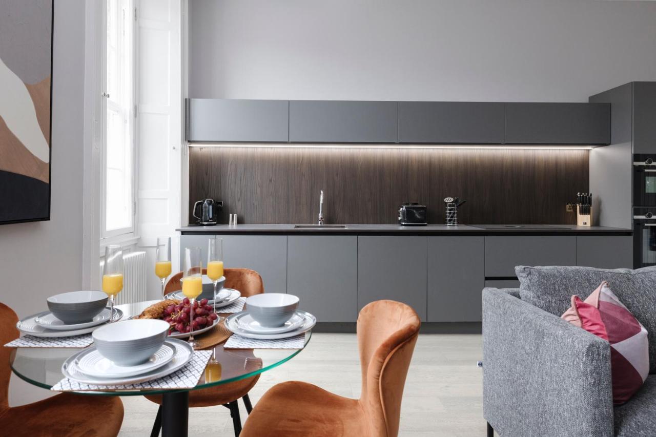 Joivy Luxurious Apt On Notable George Street Единбург Екстер'єр фото