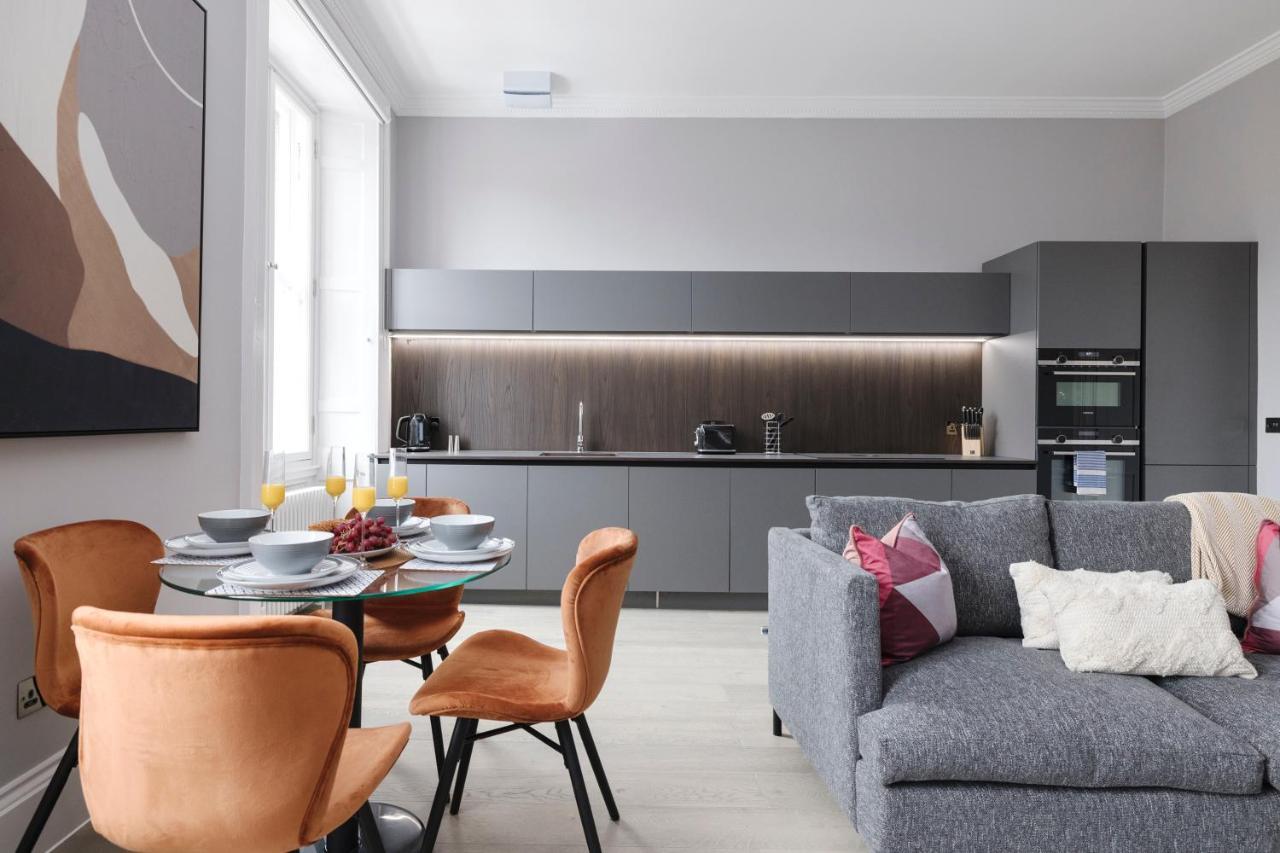 Joivy Luxurious Apt On Notable George Street Единбург Екстер'єр фото